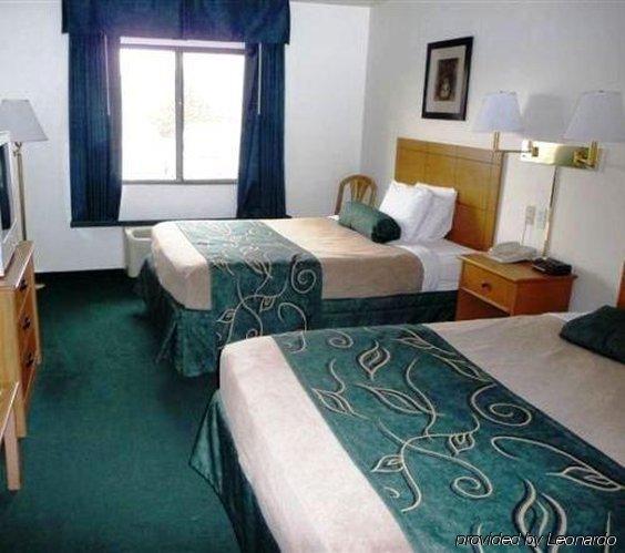 Travelodge By Wyndham Vaughn Quarto foto
